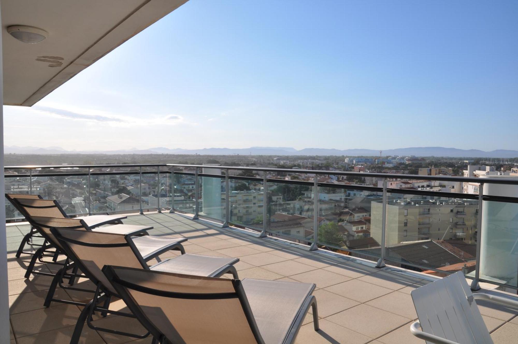 Albatros Apartment Canet-en-Roussillon Exterior photo
