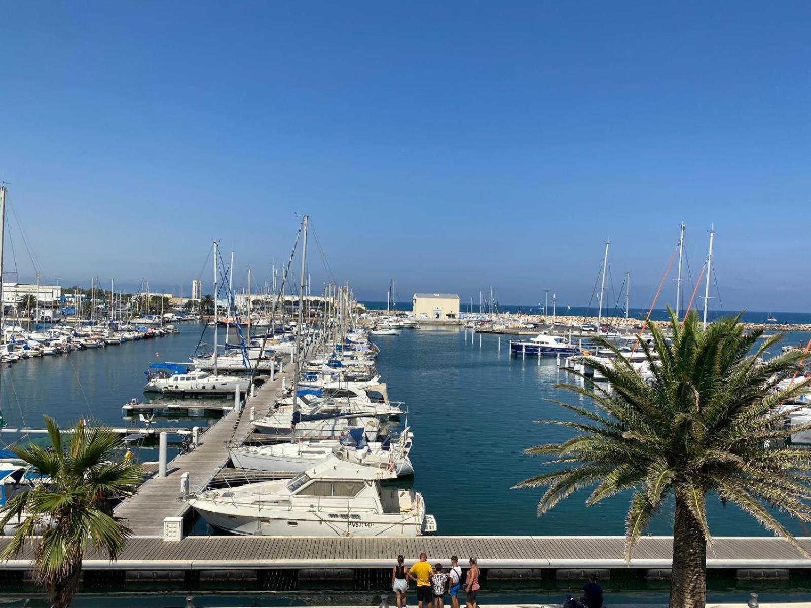 Albatros Apartment Canet-en-Roussillon Exterior photo
